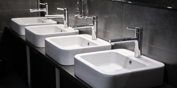 Reformas Integrales de Oficinas y Despachos San Juan de Alicante · Reformasde Baños / Lavabos / Aseos