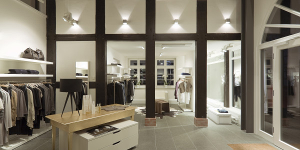 Reformas Integrales de Tiendas y Locales  Comerciales San Juan de Alicante · Diseño y Planificación de Espacios Comerciales